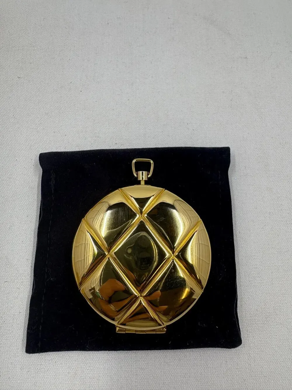 Vtg Estée Lauder Gold Compact Charm - Lucidity
